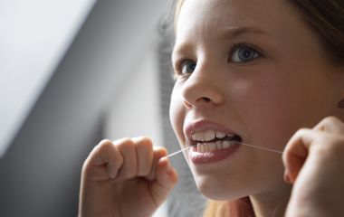 Як правильно чистити зуби дитині