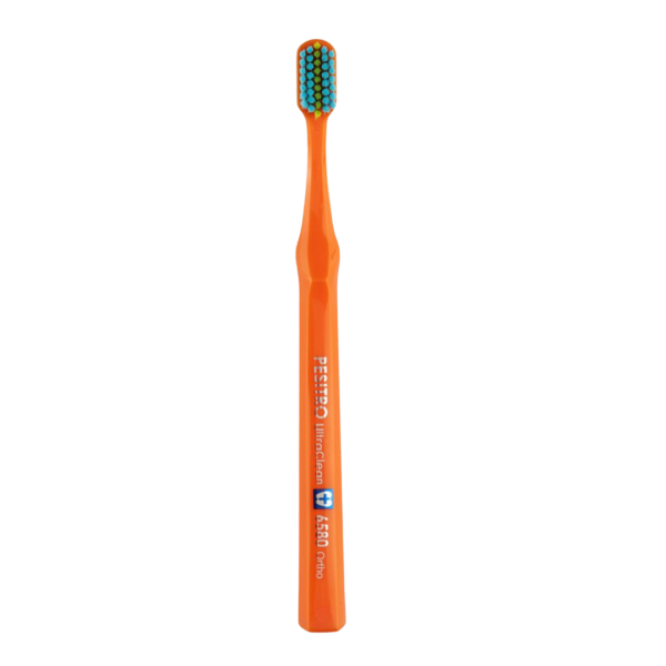 Зубна щітка PESITRO 6580 UltraSoft Ortho, ультра м'яка, для догляду за брекетами Зубна щітка PESITRO 6580 UltraSoft Ortho, ультра м'яка, для догляду за брекетами
