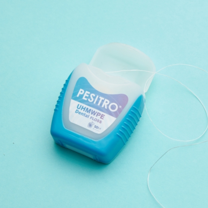 Зубна нитка Pesitro UHMWPE м'ята, 50 м