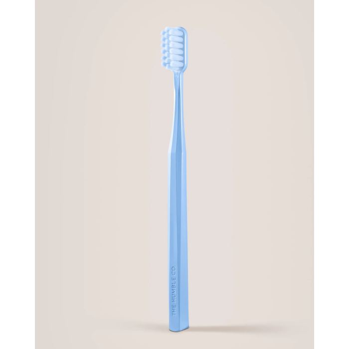 Зубна щітка The Humble Co, soft на рослинній основі, м'яка блакитна