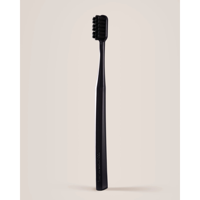 Зубна щітка The Humble Co, soft на рослинній основі, м'яка чорна